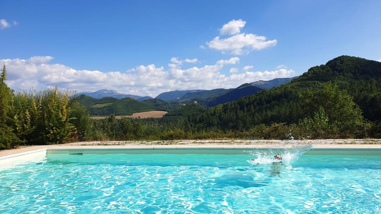 Agriturismo Del Frontino - Lo Studio Аккуаланья Екстер'єр фото